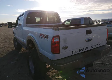 2013 Ford F-250 King Ranch z USA, uszkodzony, nr VIN 1FT7W2BT2DEA96917